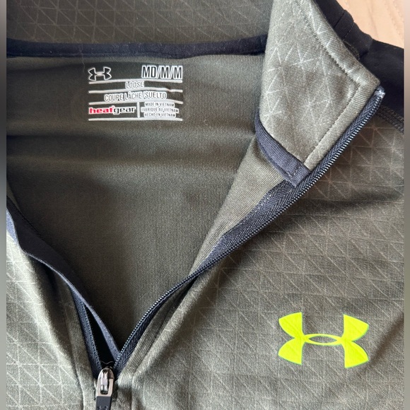 Under Armor Quarter Zip Pullover - Men’s Medium - Picture 2 of 3